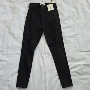 Abercrombie & Fitch The Super Skinny High Rise, Size 30/10L